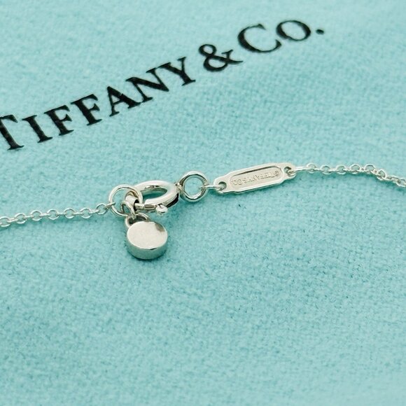 Tiffany & Co 18” Classic Chain Necklace with Mini Padlock in Sterling Silver - Picture 4 of 9